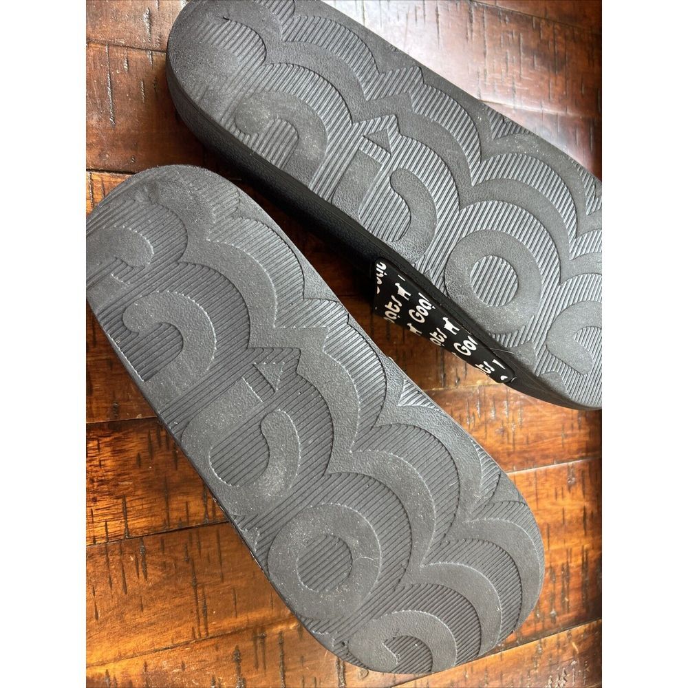 GOATS Black White Logo Comfortable Slip On Slide Sz 3 Y Kids‎ Sandals - Picture 6 of 7